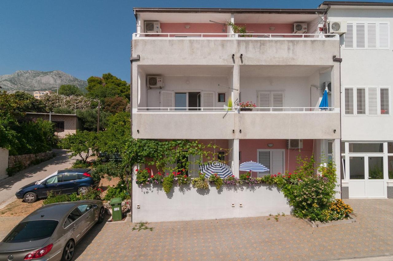 Apartman Neven Подгора Екстер'єр фото