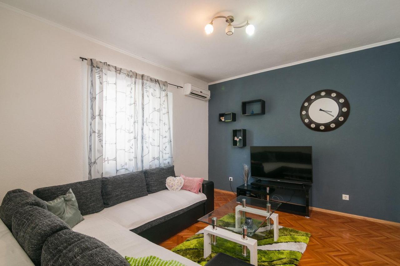 Apartman Neven Подгора Екстер'єр фото