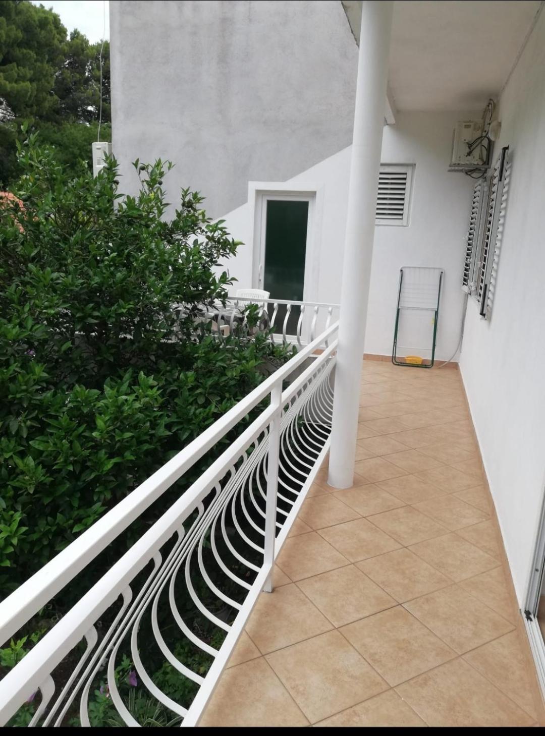 Apartman Neven Подгора Екстер'єр фото